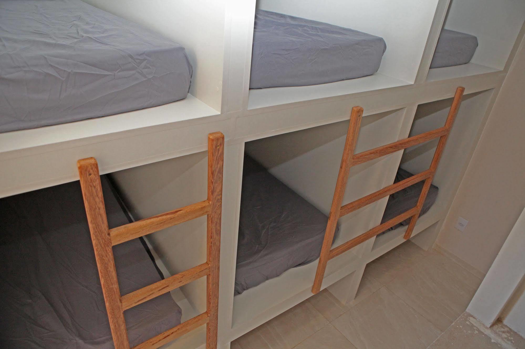 Sono Vitoria Hostel Kültér fotó